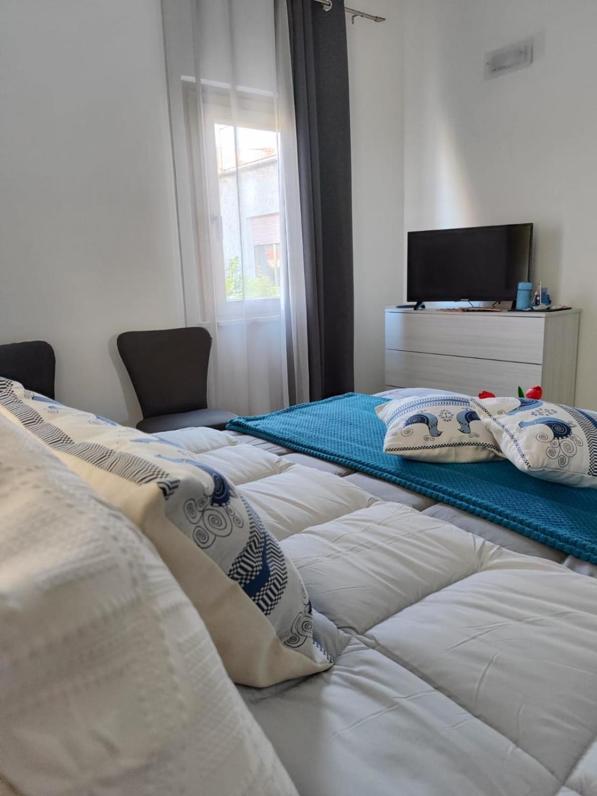 Casa Vacanze Con Giardino I Girasoli - Cin It 09006 - 9 C 2000 R4042- Сорсо Экстерьер фото