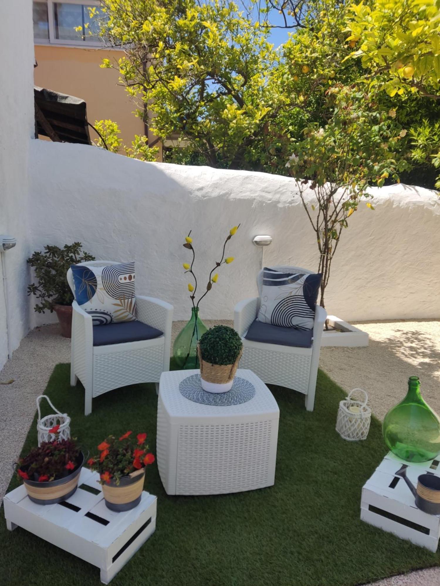 Casa Vacanze Con Giardino I Girasoli - Cin It 09006 - 9 C 2000 R4042- Сорсо Экстерьер фото